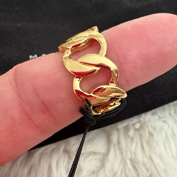 Marc by Marc Jacobs Gold Statement Ring - Picture 2 of 4